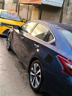 نيسان ألتيما